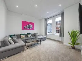Brand New Cricklewood Zone 2 Modern Home