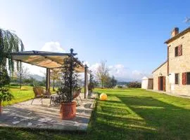 Gorgeous Home In Terre Roveresche
