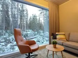 Halla Chalet, aurora, lake & ski, sauna, wifi, Vuosseli Resort Ruka
