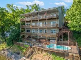 Lakefront Ozarks Home Tiki Bar, Pool, Deck, Views
