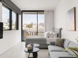 Luxury Studio Beach Flat 423