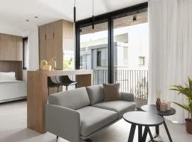 Luxury Studio Beach Flat 527