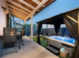 House Cute house with jacuzzi
