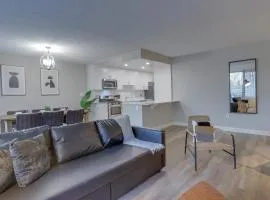 Prime Location! 2BR Apartment in Crystal City