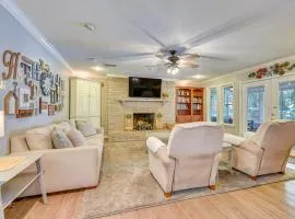 Spacious Home with Hot Tub in Fort Walton Beach!