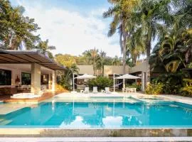 Splendid 5BR Villa at Mesa de Yeguas