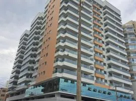 Lindo apartamento na praia do morro com vista para o mar, espaçoso, prédio novinho