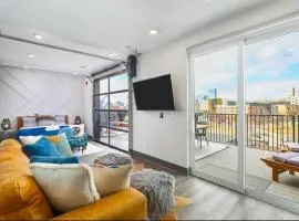 Muse- Morgan Wallen Speakeasy and Giant Balcony