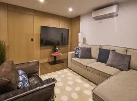 Modern 2 Bedroom Retreat in Downtown Manhattan