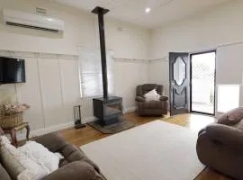 Manor Cottage