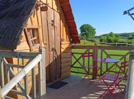 Cabane avec jacuzzi privatif et accès à ferme pédagogique - FR-1-410-459