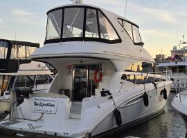 Fly Knots, Hotel in Vancouver