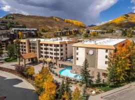 1bd 274 Perfect Location with Pool and Hot Tub