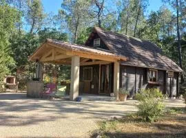 The Chalet VertVentoux - Charming Wooden Chalet for a Cozy and Relaxing Getaway