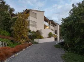 Elevated Views Little Kaiteriteri 3 bedrooms