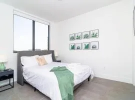 Stylish 2BR Miami Retreat Mins to Wynwood and Brickell