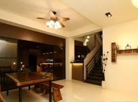 Happiness 210 B&B