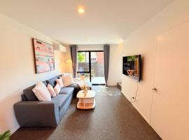 Tranquil 3 Bed Minutes To CBD And Arena, Sleeps 7, hotel i Christchurch