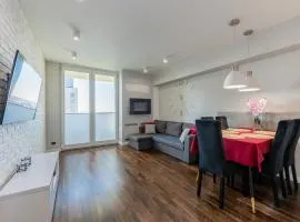 PANORAMA Downtown Apartment by PinPoint