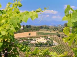 Terra di Ea, hotel con pileta en Tortoreto Lido