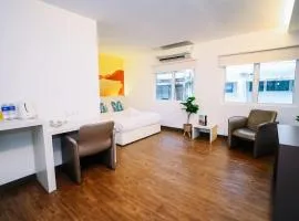 Swing & Pillows - KL Cheras Maluri