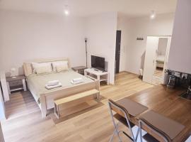 Justinrent Żołnierska 12, ξενοδοχείο σε Legnica