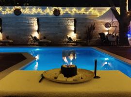 Villa Maria Lagonissi - Private first floor Villa, acomoda&ccedil;&atilde;o com onsen em Kal&iacute;via Thoriko&uacute;