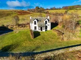 Milton of Tullypowrie Cottage