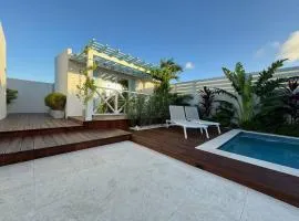 Meraki Studio in Oranjestad, Aruba