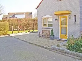 Bungalow in Breskens near the Beach