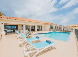 Sea Breeze Villa - Located within Tierra del Sol