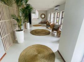 Boutique Hotel Pescador Limitada, hótel í Mucoque