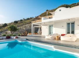 Santorini Heights, hotel v destinaci Pyrgos