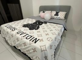 TT3 soho kuching, hotel with hot tubs in Kuching