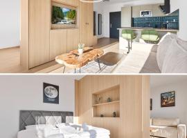 Modern Apt with AC and Balcony, hotel v destinaci Modra