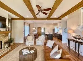 Luxury 5BR Lake House with Porch, Lake View
