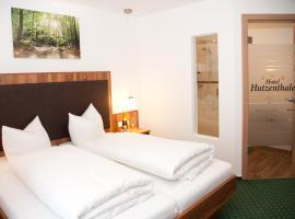 Hotel Hutzenthaler: Bruckberg şehrinde bir 3 yıldızlı otel