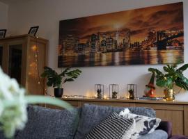 La R&eacute;sidence du moulin 2 E Proche de Pairi Daiza et Google, hotel com estacionamento em Boussu