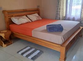 Gris Gris Studio 1, hotel in Souillac