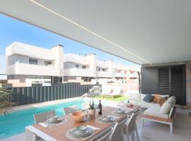 Villa Almendro Santa Rosalia Lake and Life Resort by PREMIUM SPAIN PROPERTIES, rezort v destinaci Torre-Pacheco