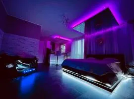 Love Room O'Dream, Jacuzzi et Lit King Size