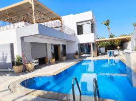 Dar Zina, Hotel in Al Maqārisah