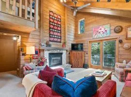 A Little House in the Woods by Simple Life Rentals