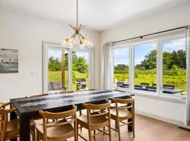 Orchard View Retreat by Simple Life Rentals