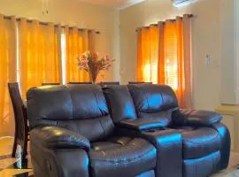 4-Bedroom Villa 12mins Walk to Beach - SV140