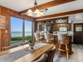 Lily Bay Lodge by Simple Life Rentals, cabin in Sturgeon Bay
