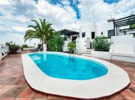 Casa Felix- Poolside Paradise with Panoramic Views