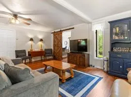 Captains Quarters by Simple Life Rentals