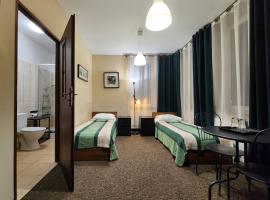 Hostel Zamość - pokoje gościnne - bezpłatny parking, hotel en Zamość