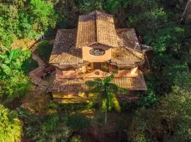 Refúgio Terracota uma casa bioconstruída com arte